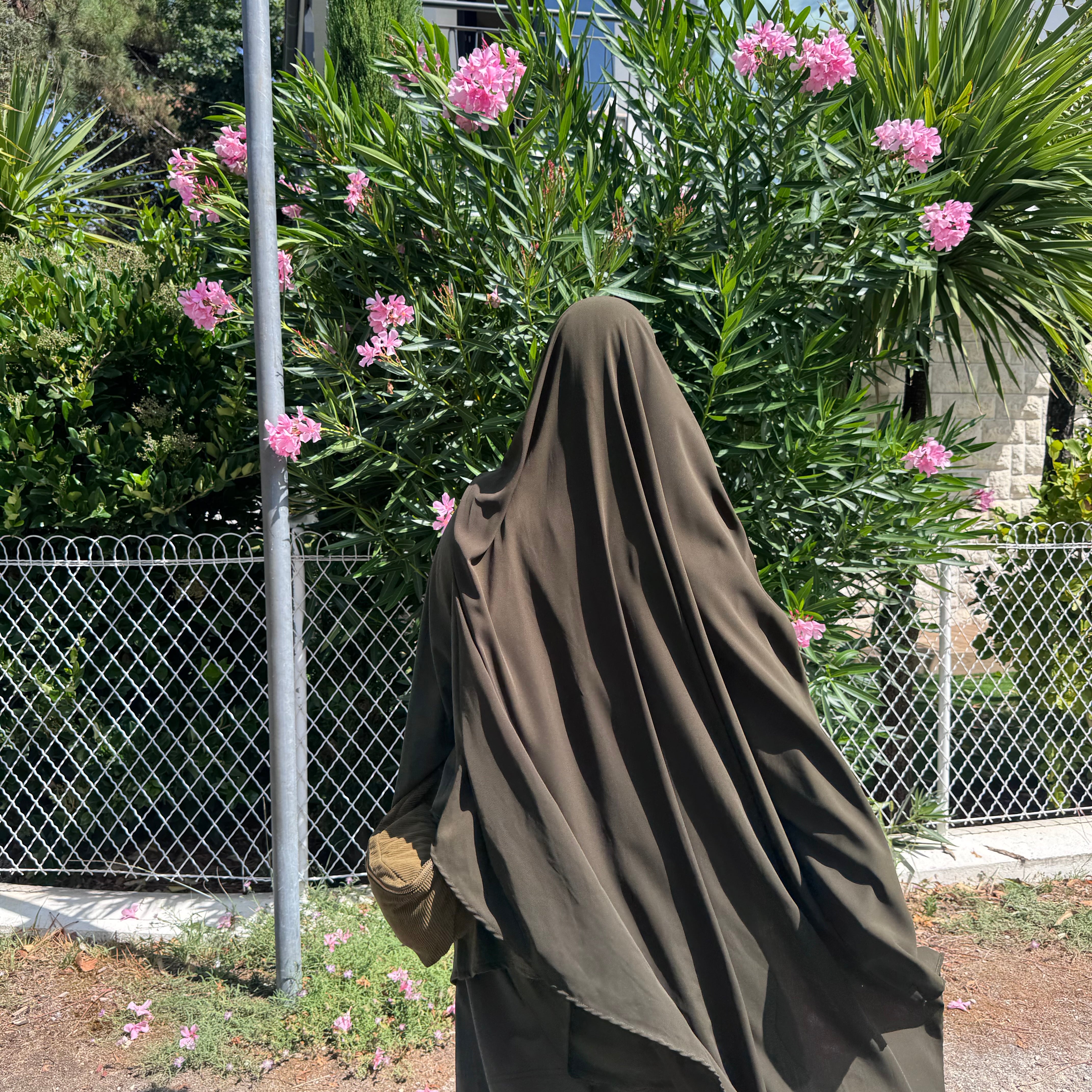 Khimar Capuche à fentes "WAVY FENTY" - OUMMI BASICS
