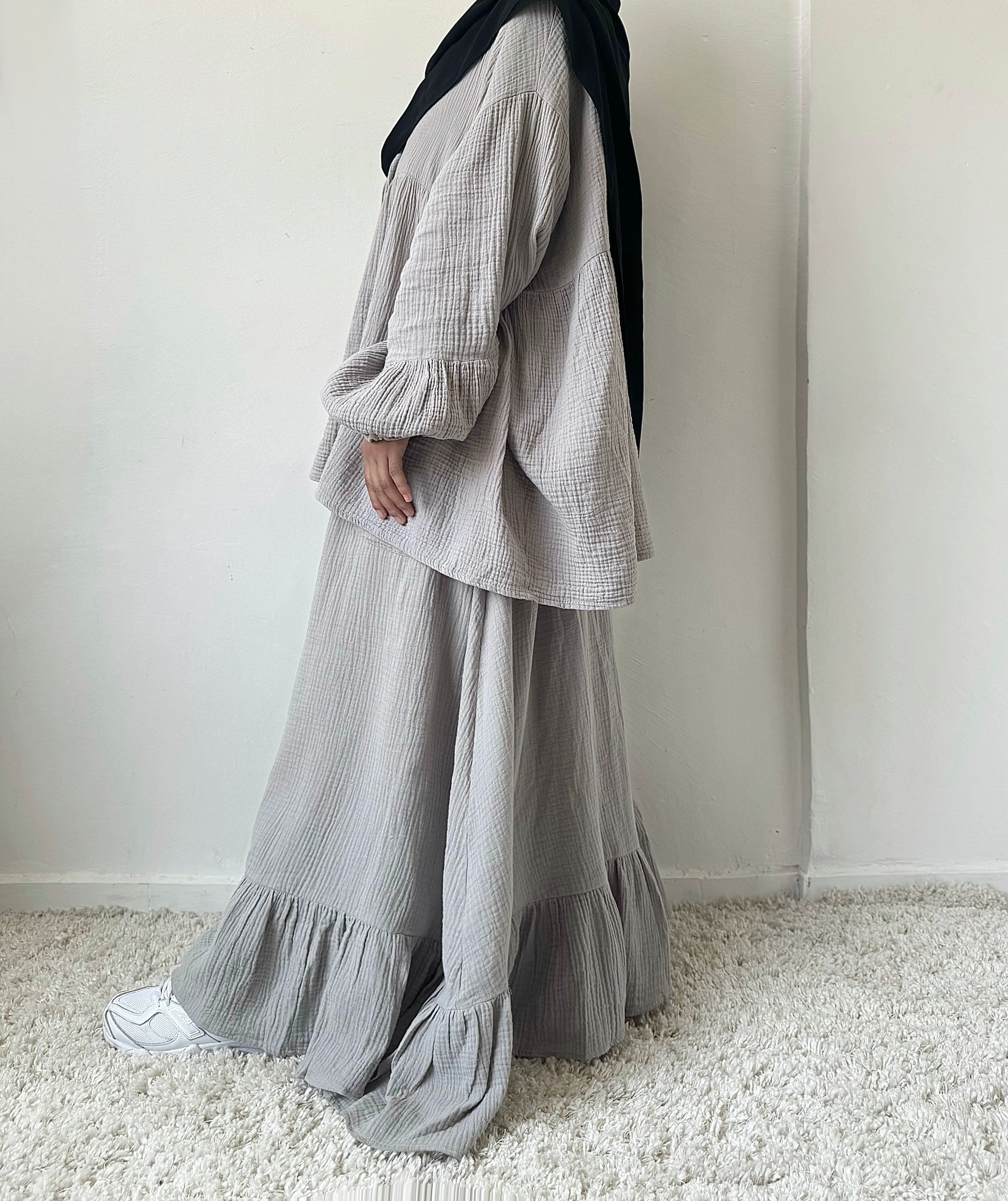 cotton whisper set gray with black hijab