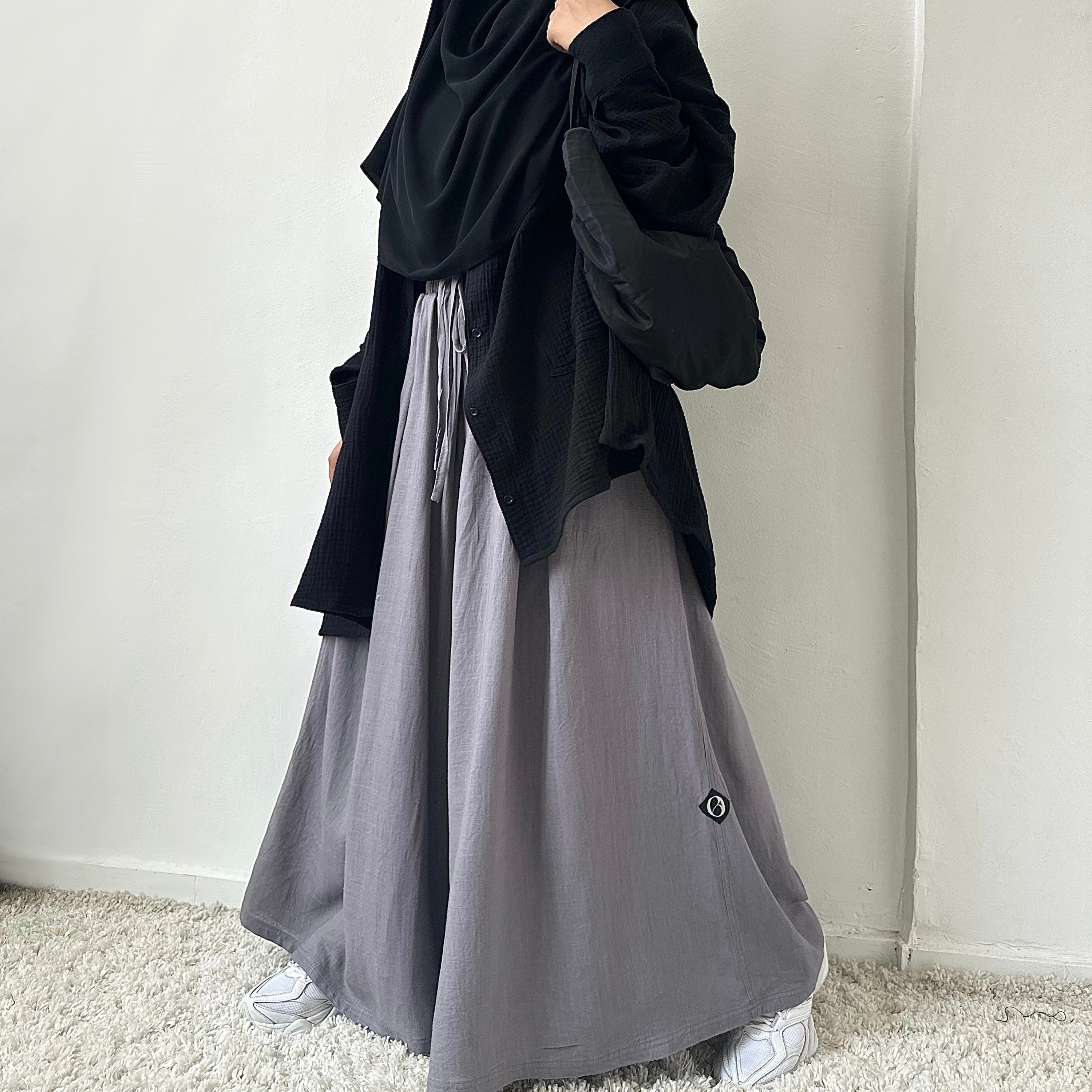 outfit_with_palazzo_gray