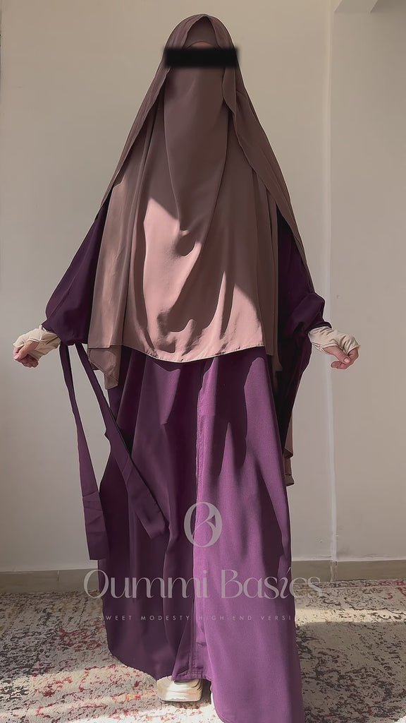 Abaya femme aubergine et khimar moka